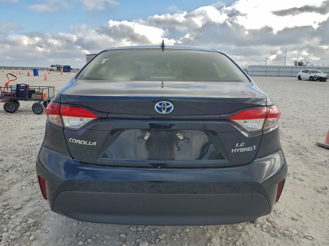 2024 TOYOTA COROLLA LE photo 6