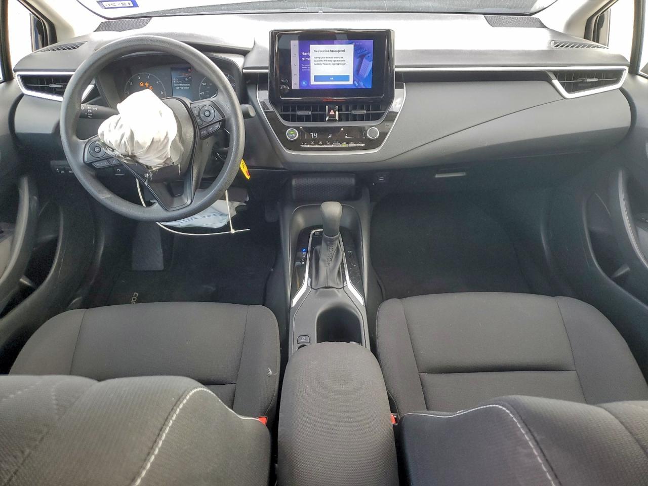 2024 TOYOTA COROLLA LE photo 8