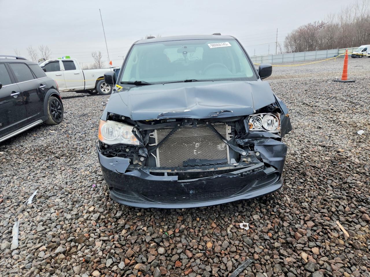 2013 DODGE GRAND CARAVAN SXT photo 5