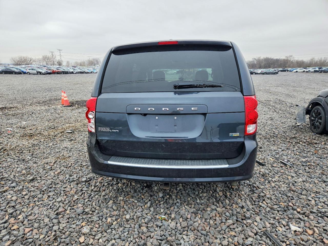 2013 DODGE GRAND CARAVAN SXT photo 6
