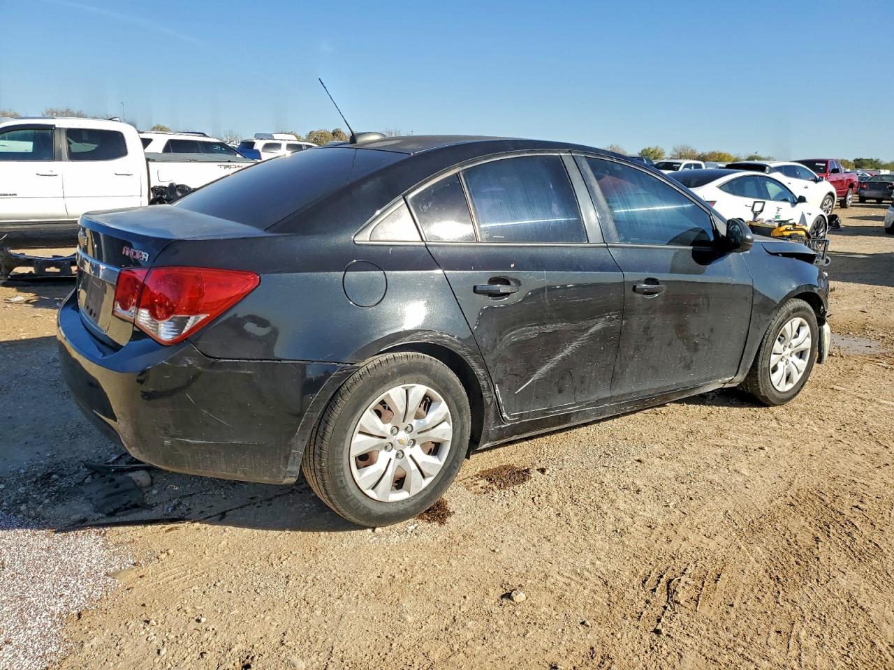 2016 CHEVROLET CRUZE LIMITED LS photo 3