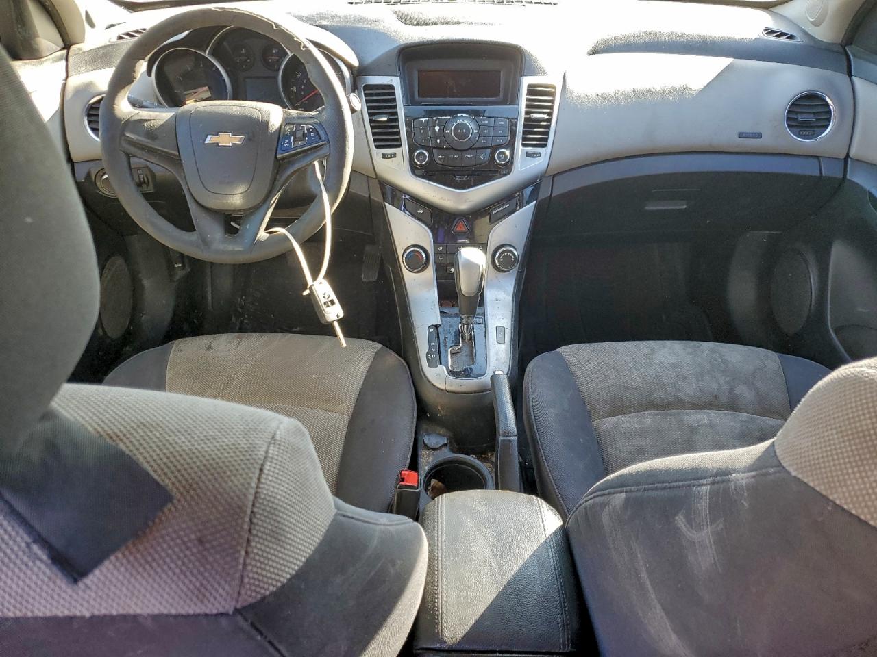 2016 CHEVROLET CRUZE LIMITED LS photo 8