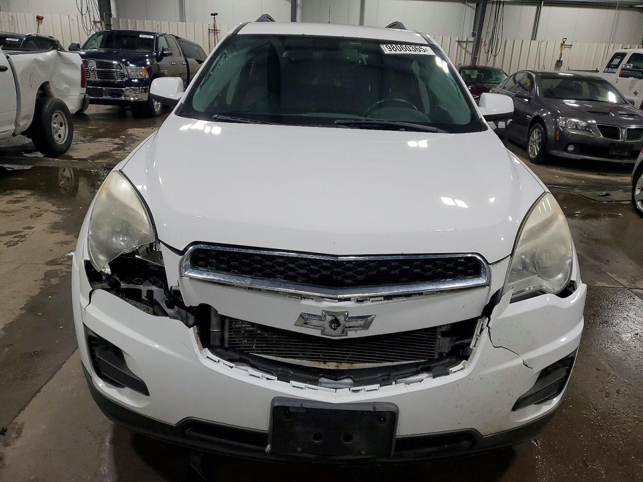 2010 CHEVROLET EQUINOX LT photo 5