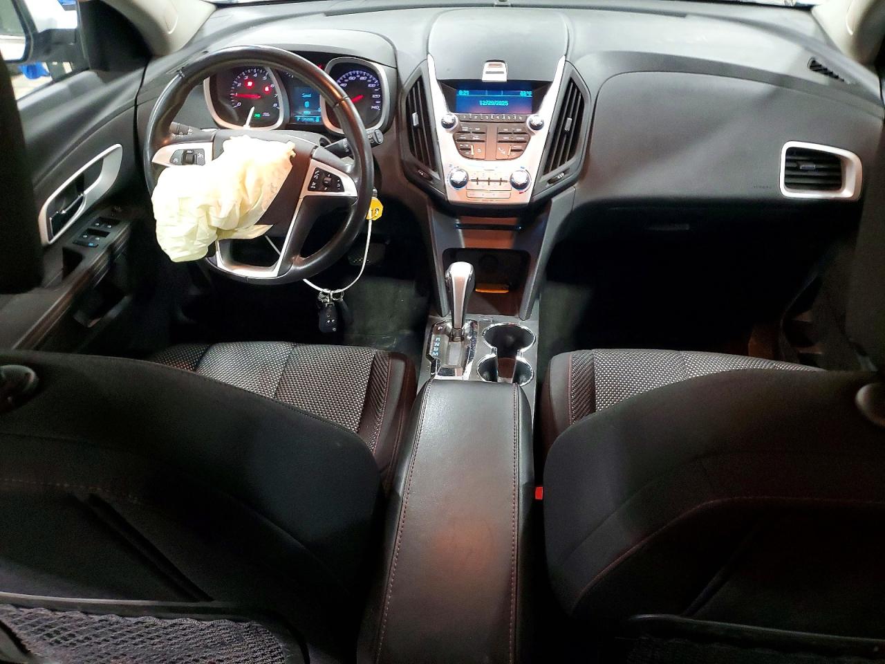 2010 CHEVROLET EQUINOX LT photo 8