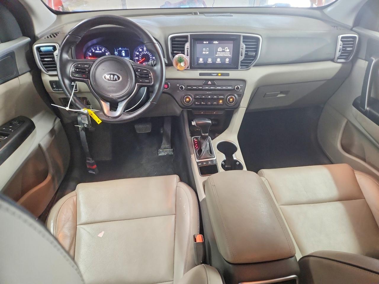 2017 KIA SPORTAGE EX photo 8