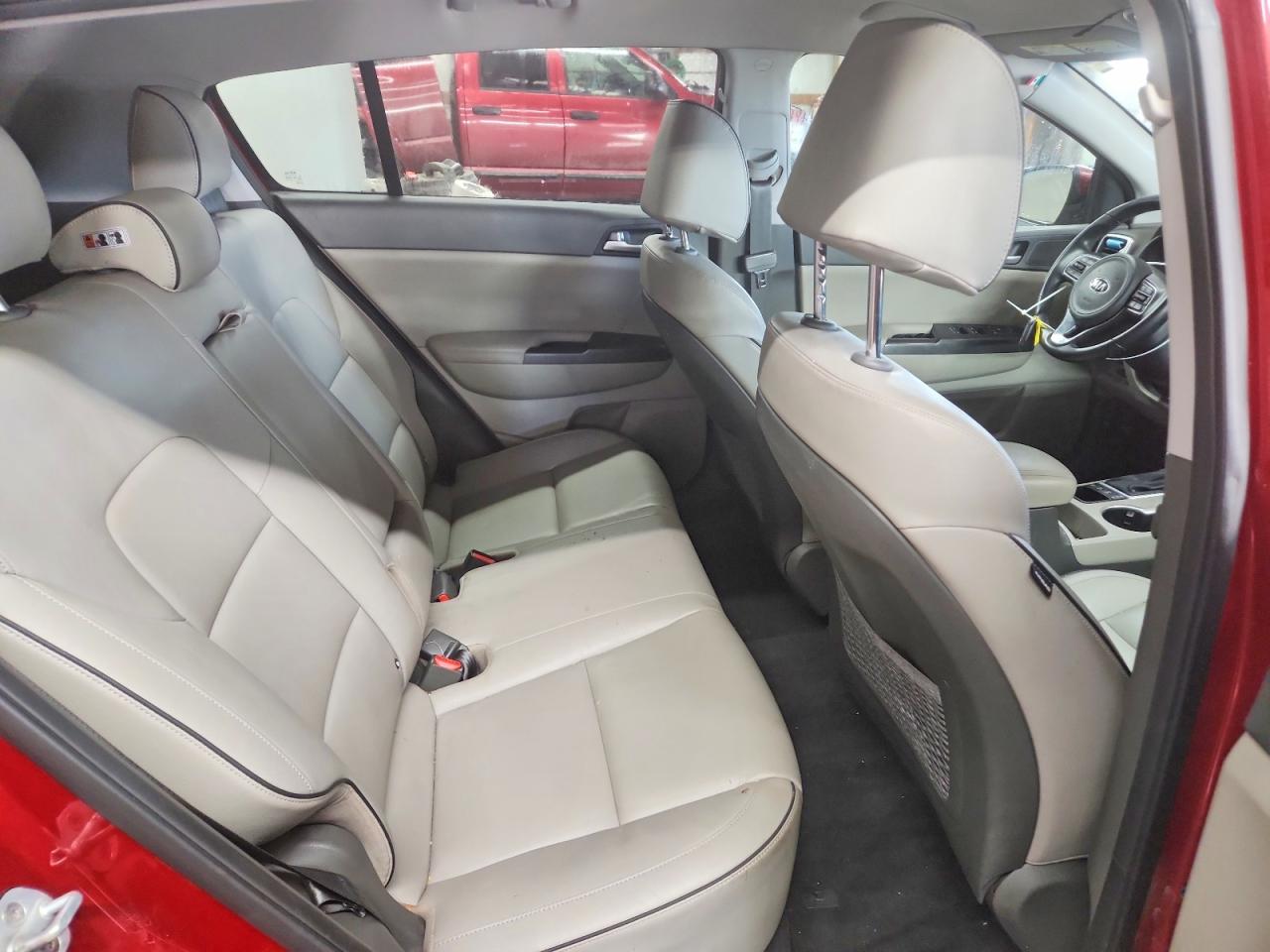 2017 KIA SPORTAGE EX photo 11