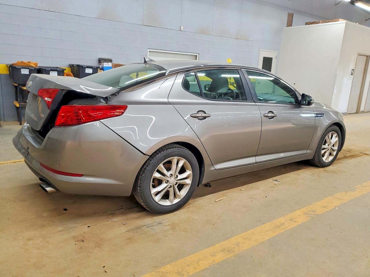 2013 KIA OPTIMA LX photo 3