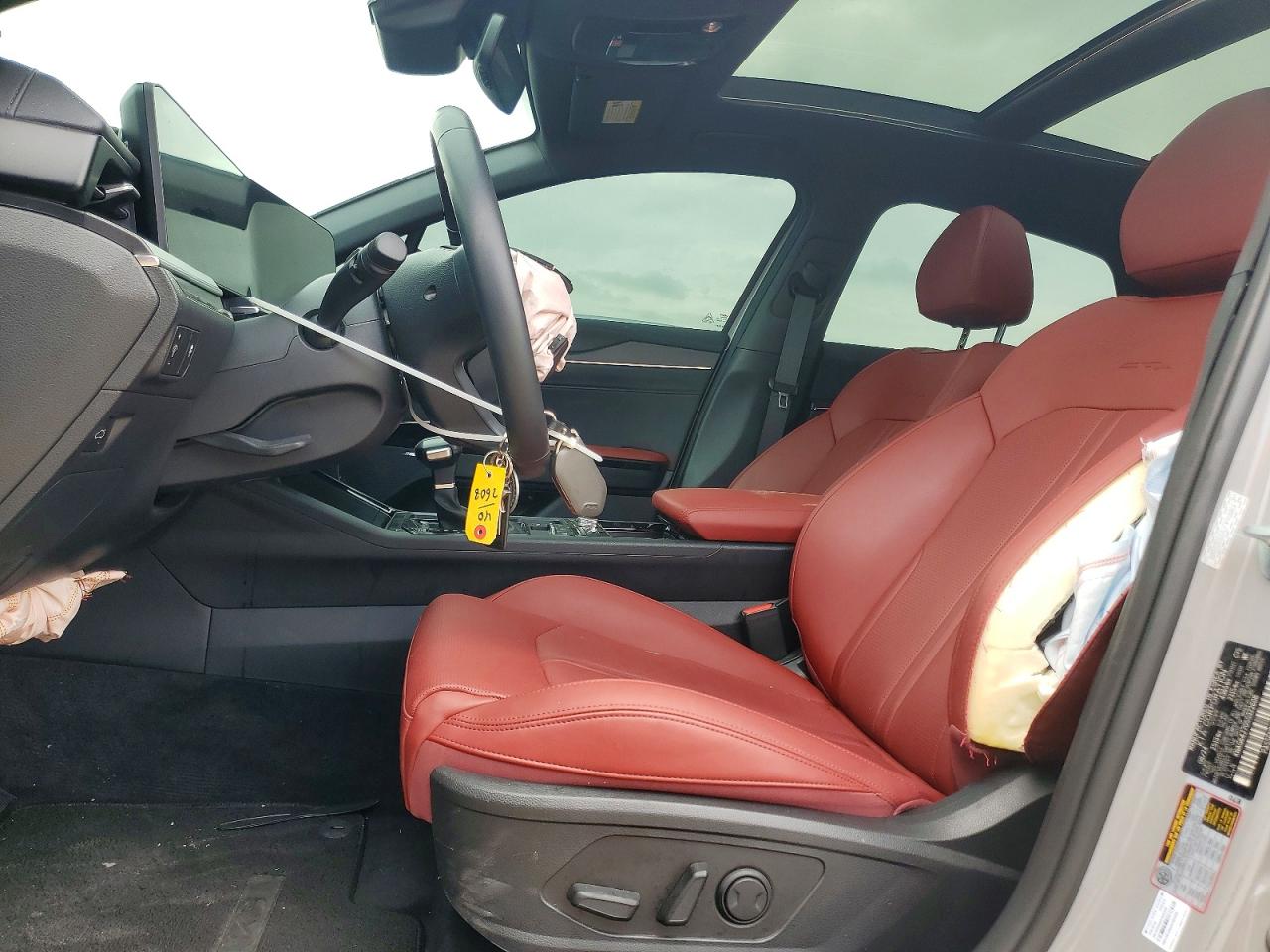 2025 KIA K5 GT LINE photo 7