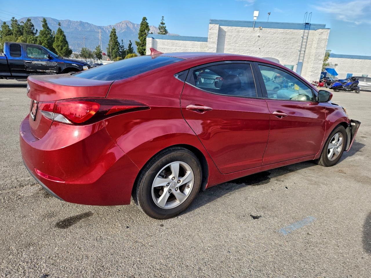 2015 HYUNDAI ELANTRA SE photo 3