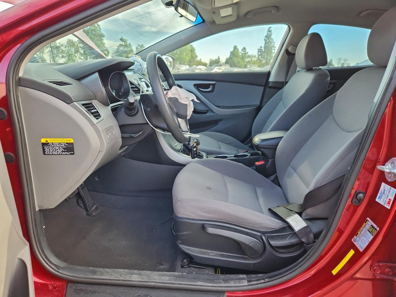 2015 HYUNDAI ELANTRA SE photo 7