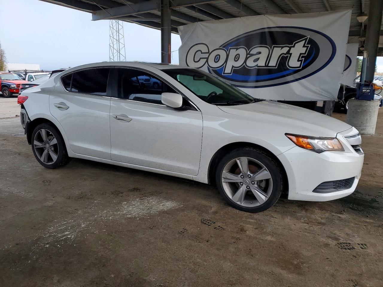 2014 ACURA ILX 20 photo 4