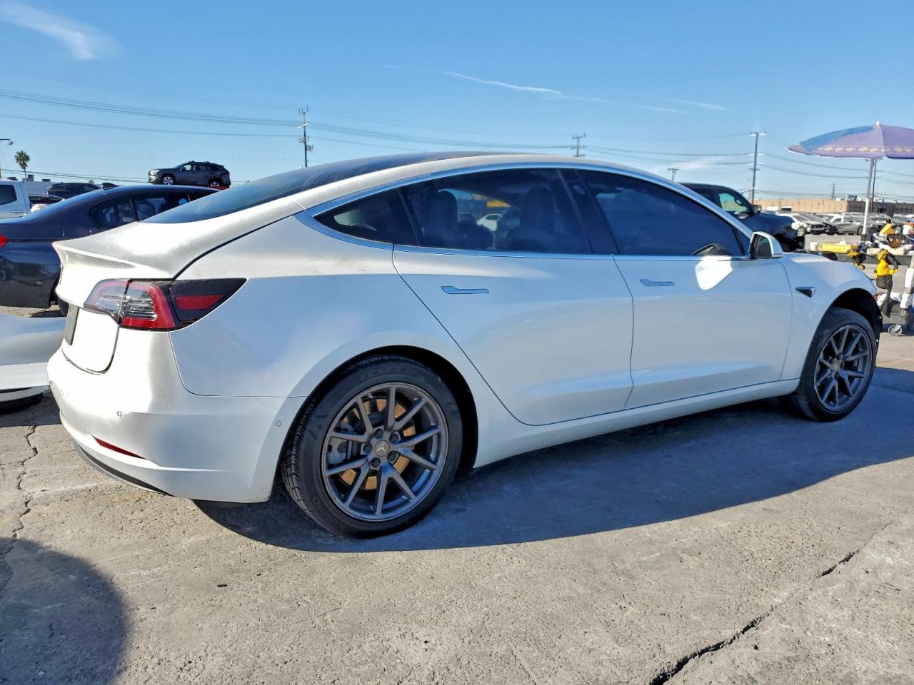 2019 TESLA MODEL 3 photo 3