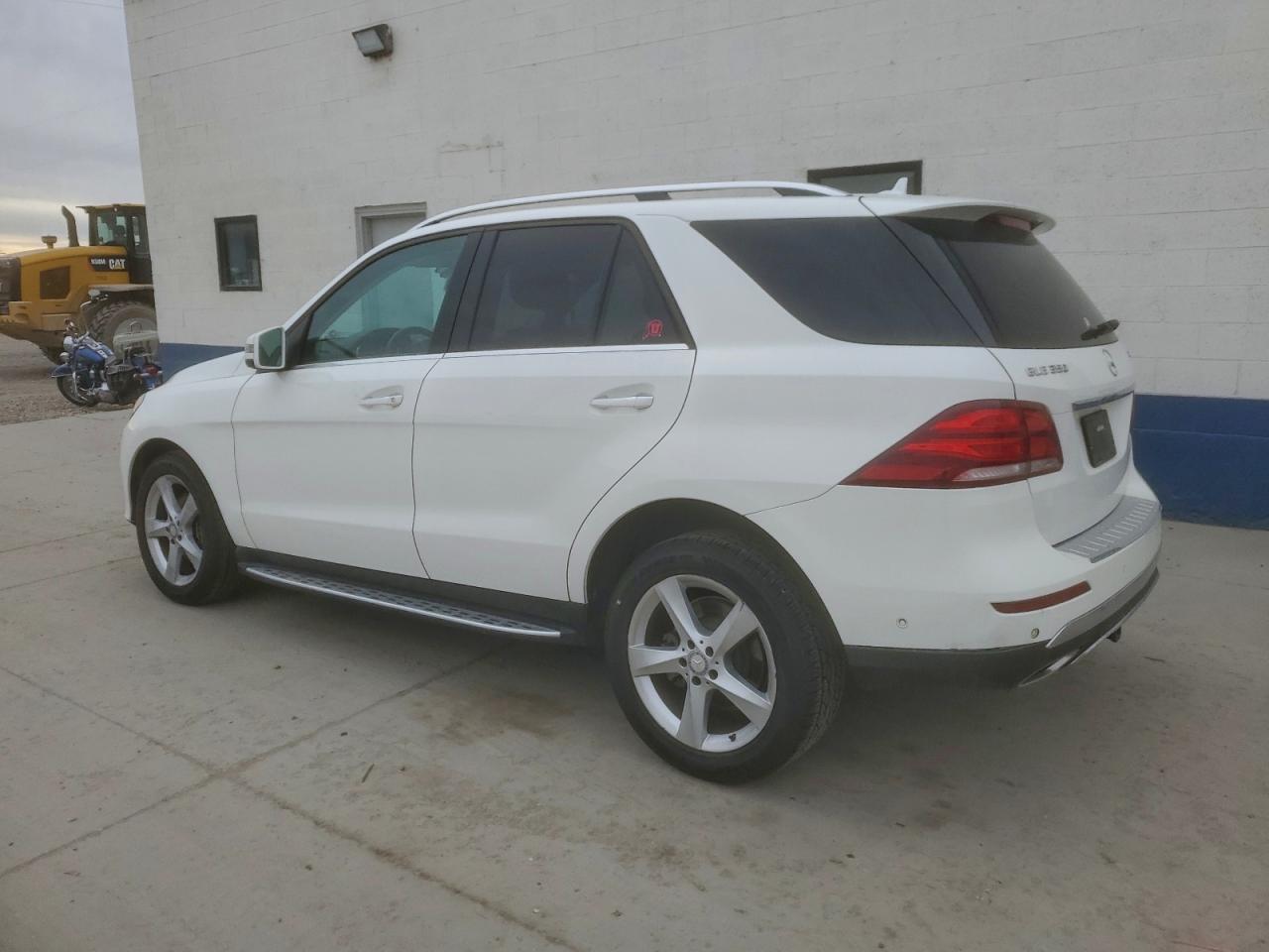 2017 MERCEDES-BENZ GLE 350 4MATIC photo 2