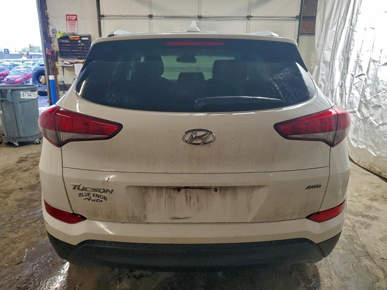 2018 HYUNDAI TUCSON SEL photo 6