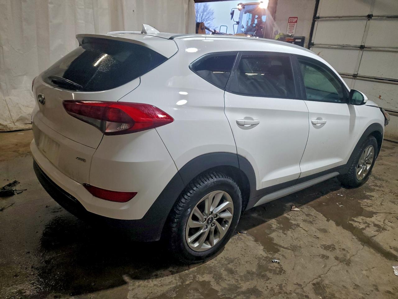 2018 HYUNDAI TUCSON SEL photo 3