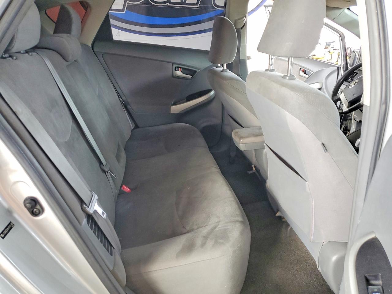 2010 TOYOTA PRIUS photo 10