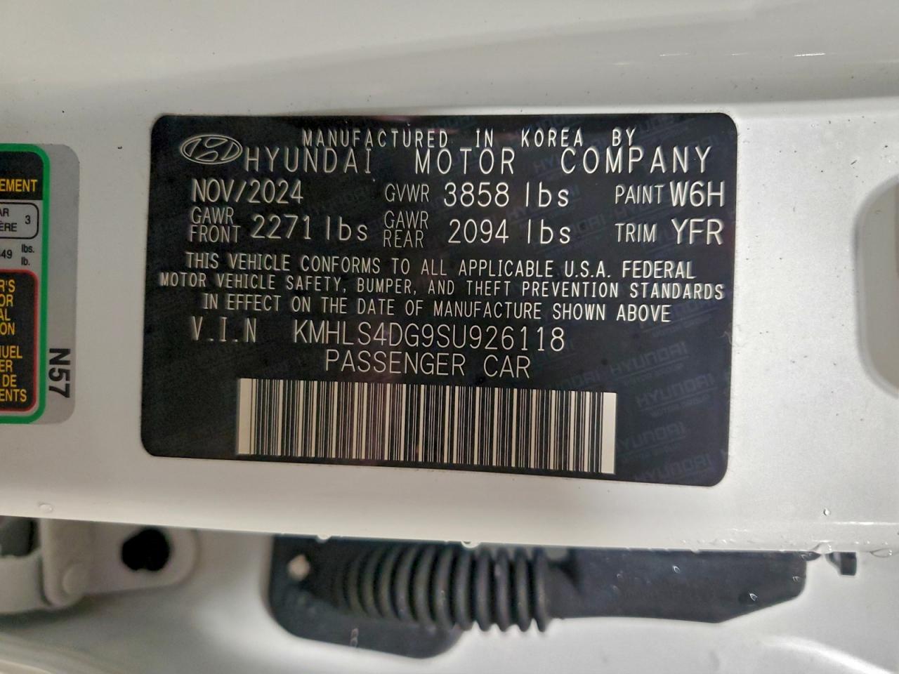 2025 HYUNDAI ELANTRA SEL photo 12
