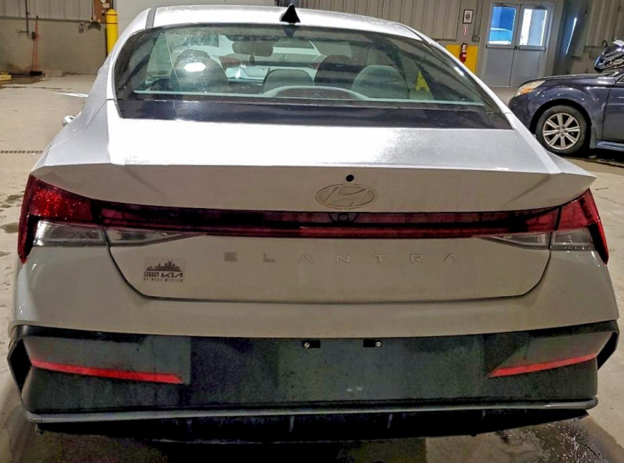2025 HYUNDAI ELANTRA SEL photo 6