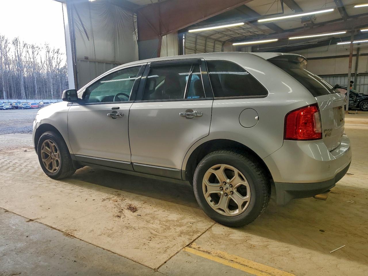 2011 FORD EDGE SEL photo 2