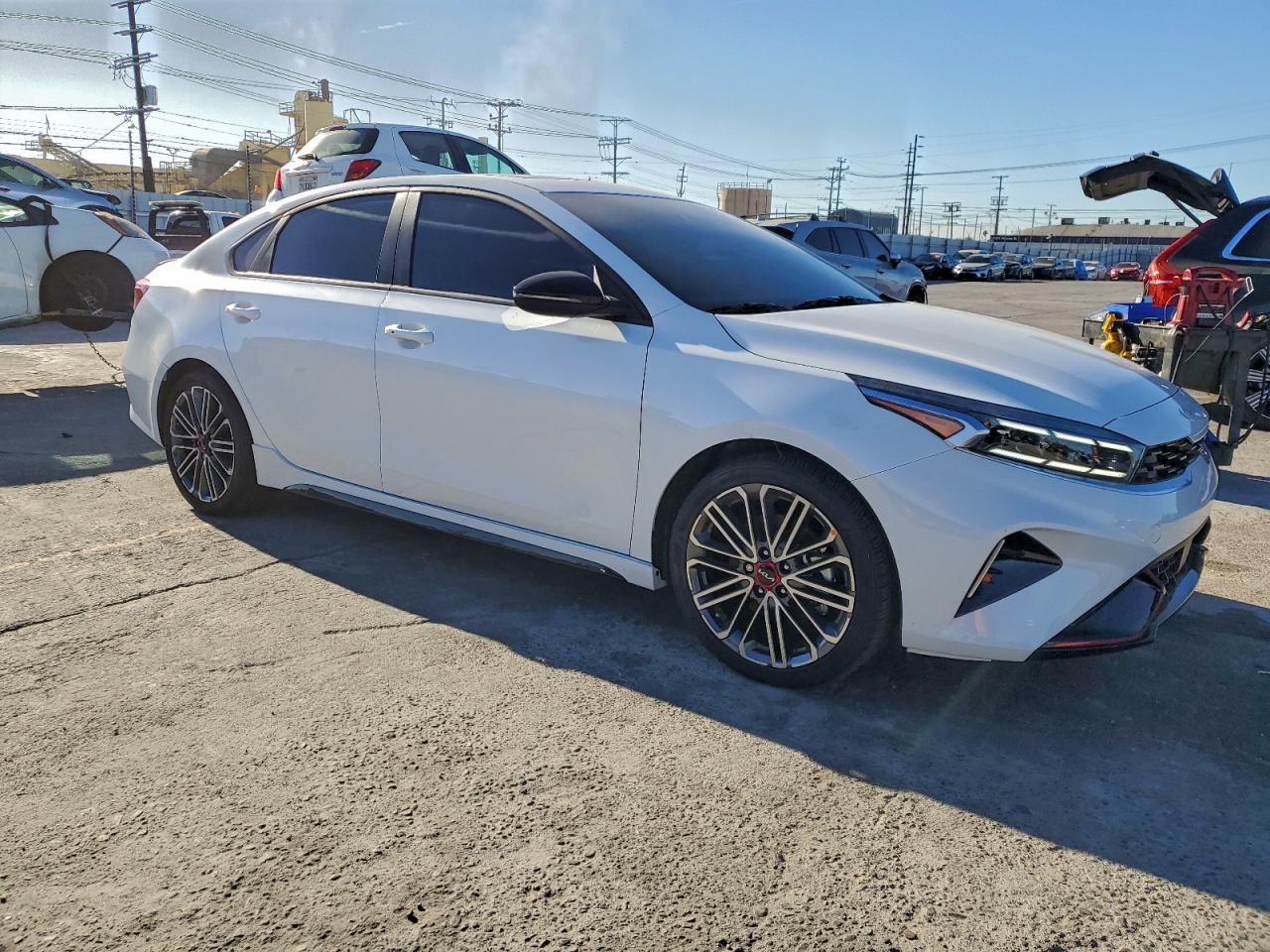 2024 KIA FORTE GT photo 4