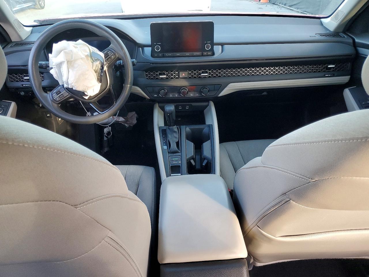 2024 HONDA ACCORD EX photo 8