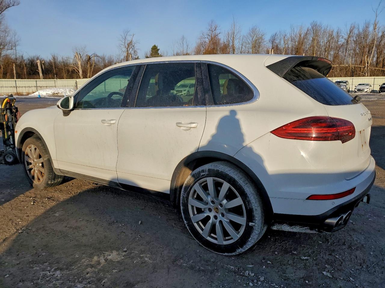 2015 PORSCHE CAYENNE S photo 2