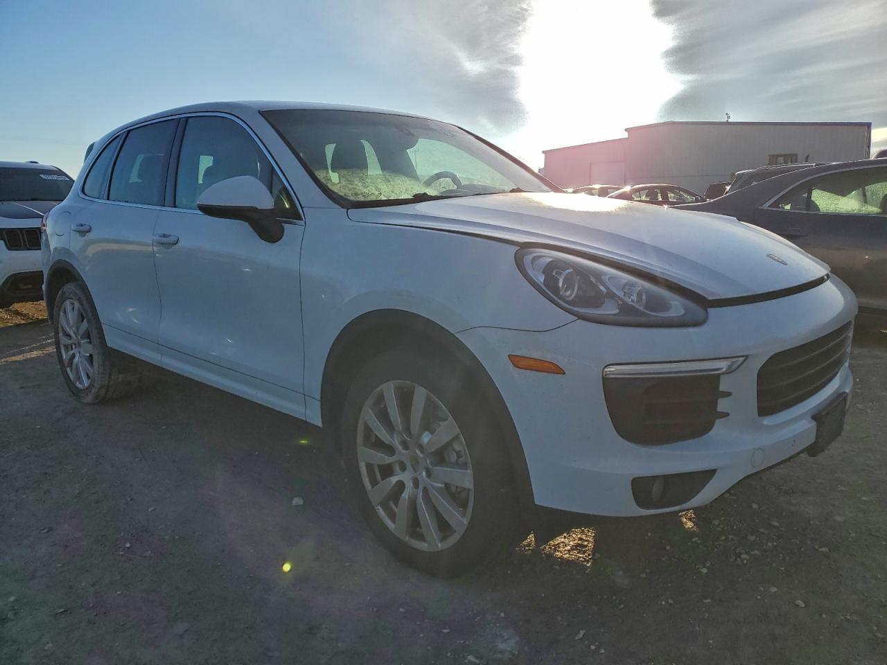 2015 PORSCHE CAYENNE S photo 4