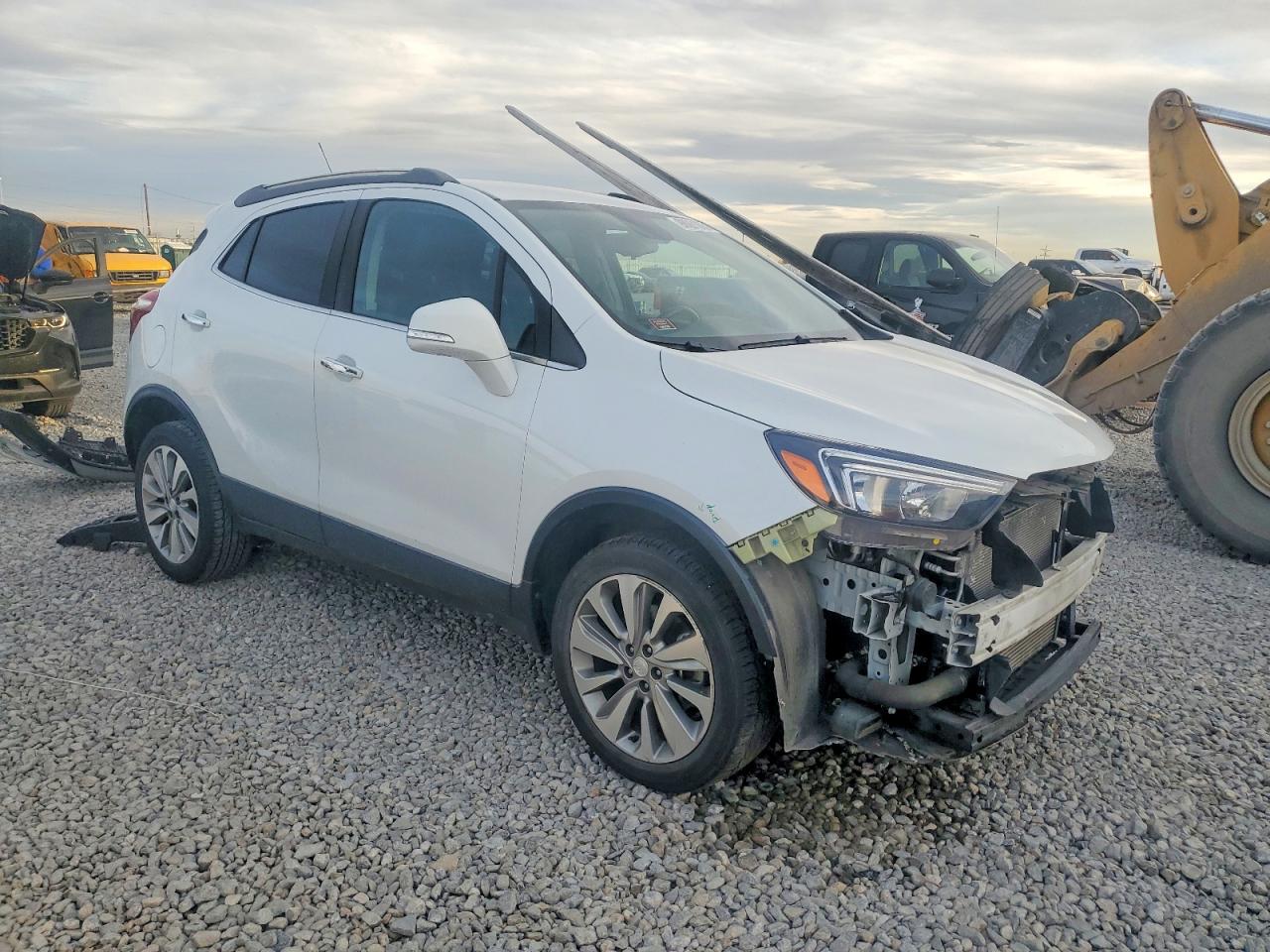 2017 BUICK ENCORE PREFERRED photo 4