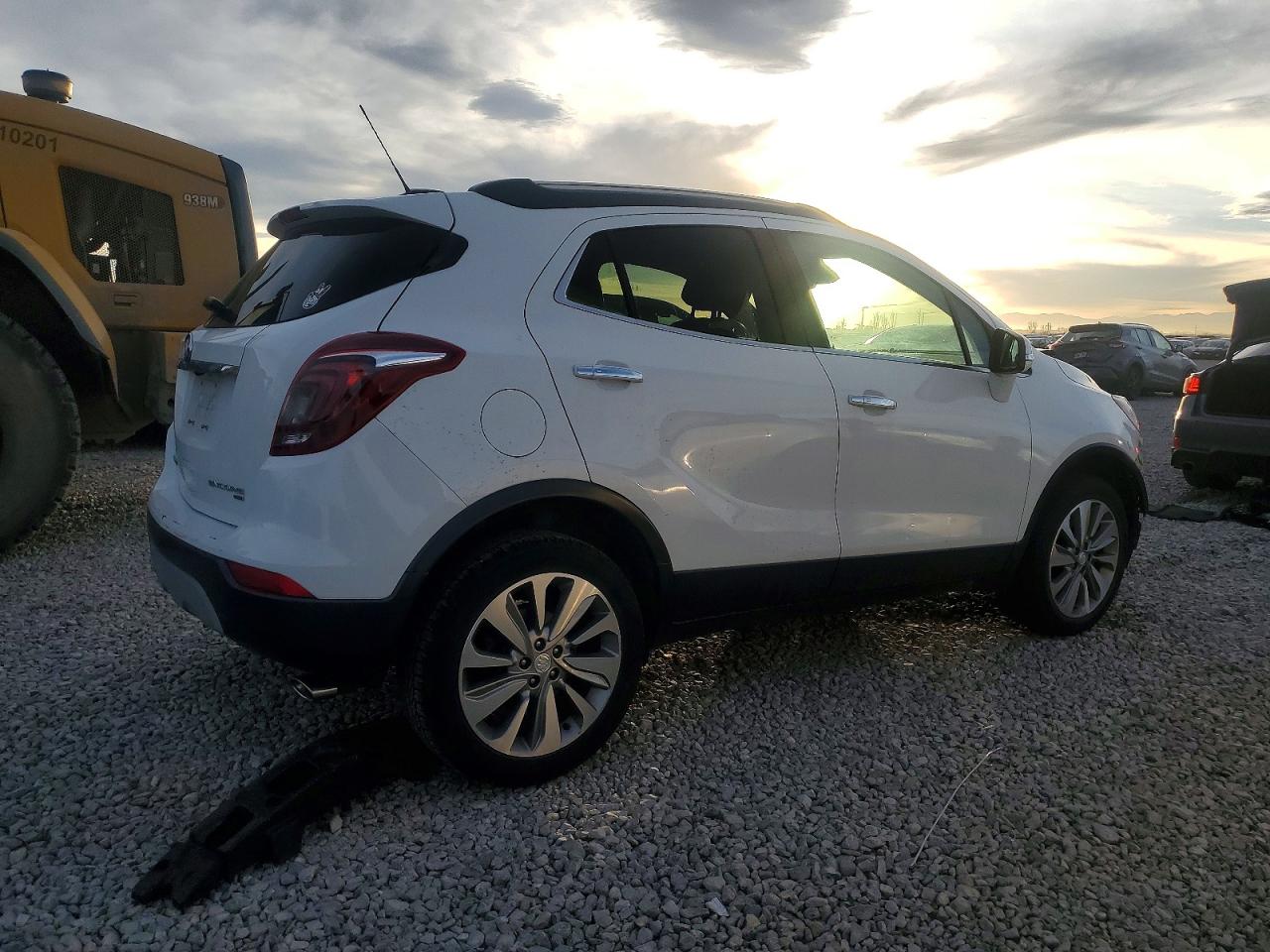 2017 BUICK ENCORE PREFERRED photo 3