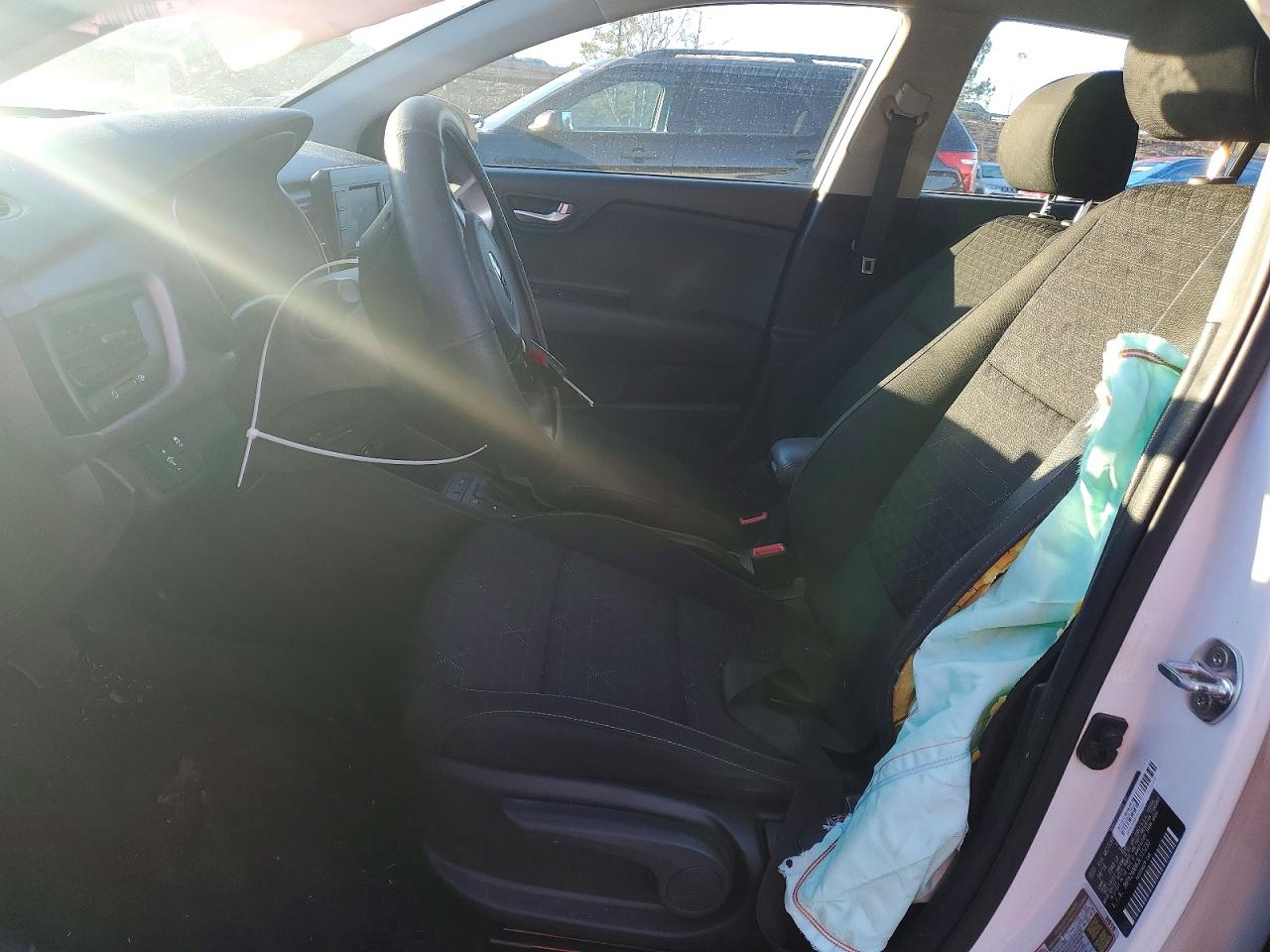 2018 KIA RIO LX photo 25