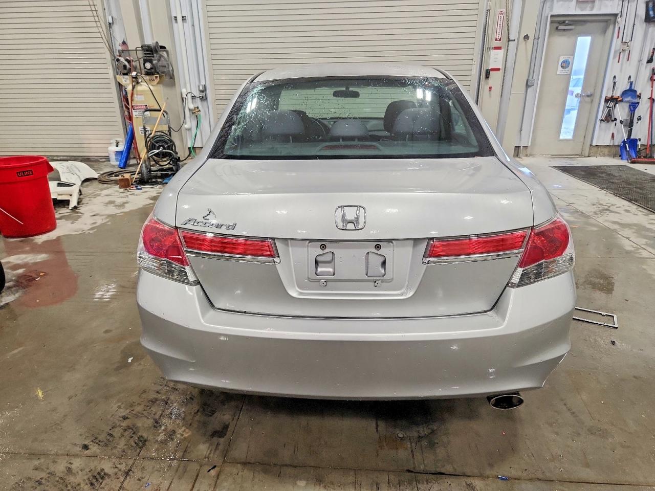 2012 HONDA ACCORD LX photo 6