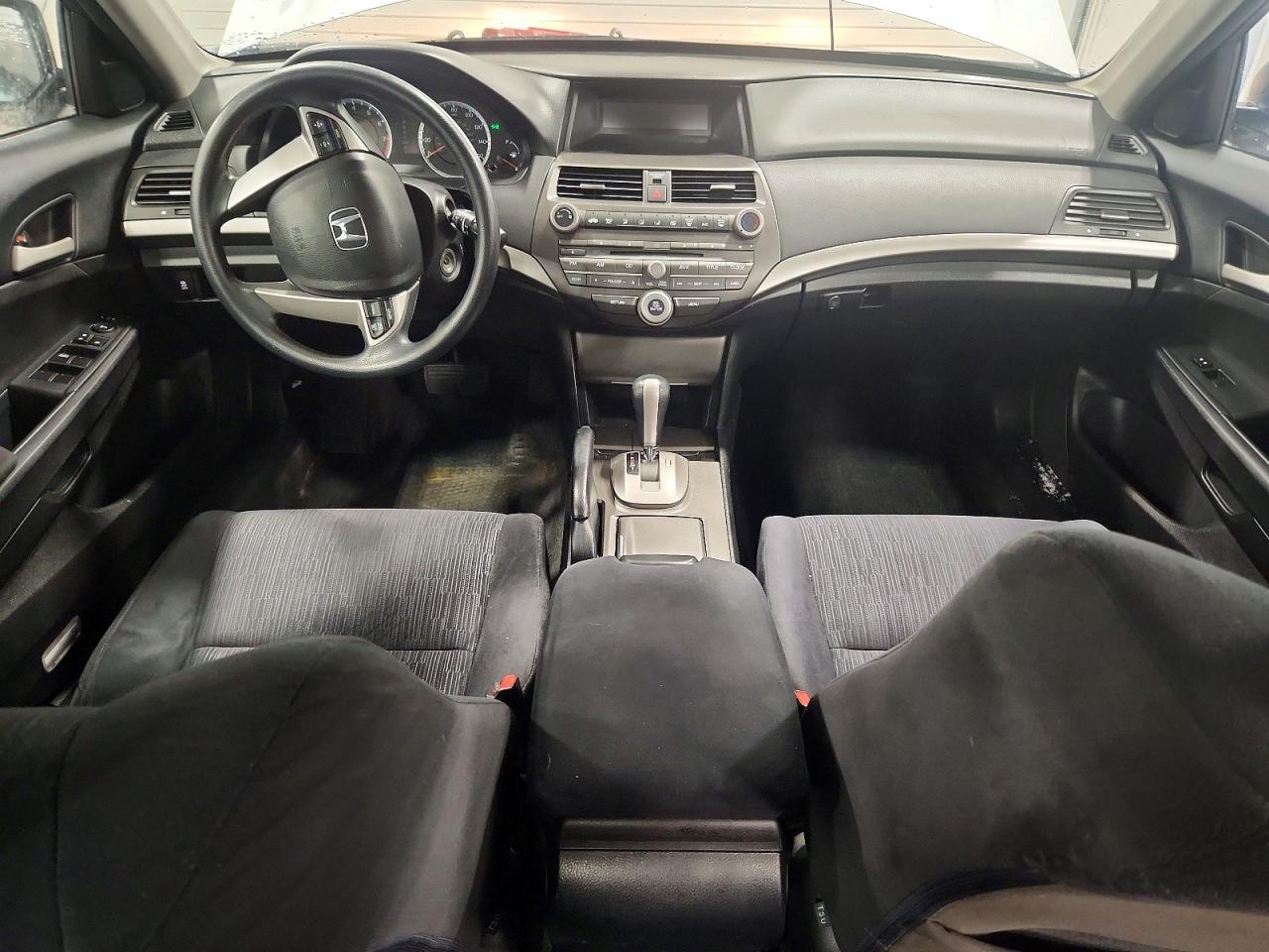 2012 HONDA ACCORD LX photo 8