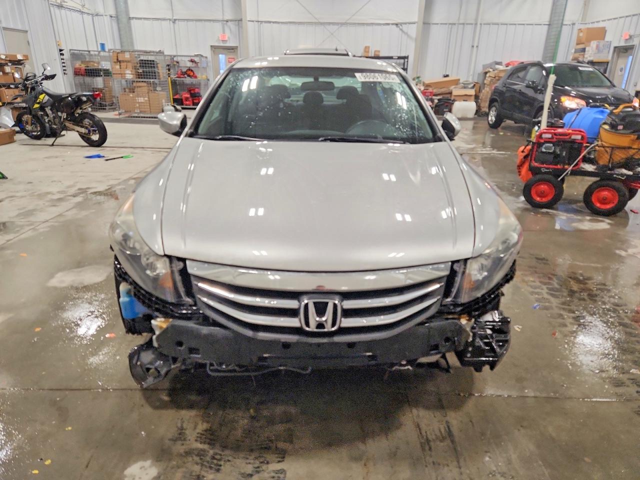 2012 HONDA ACCORD LX photo 5