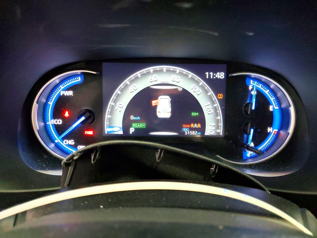 2024 TOYOTA RAV4 LE photo 9