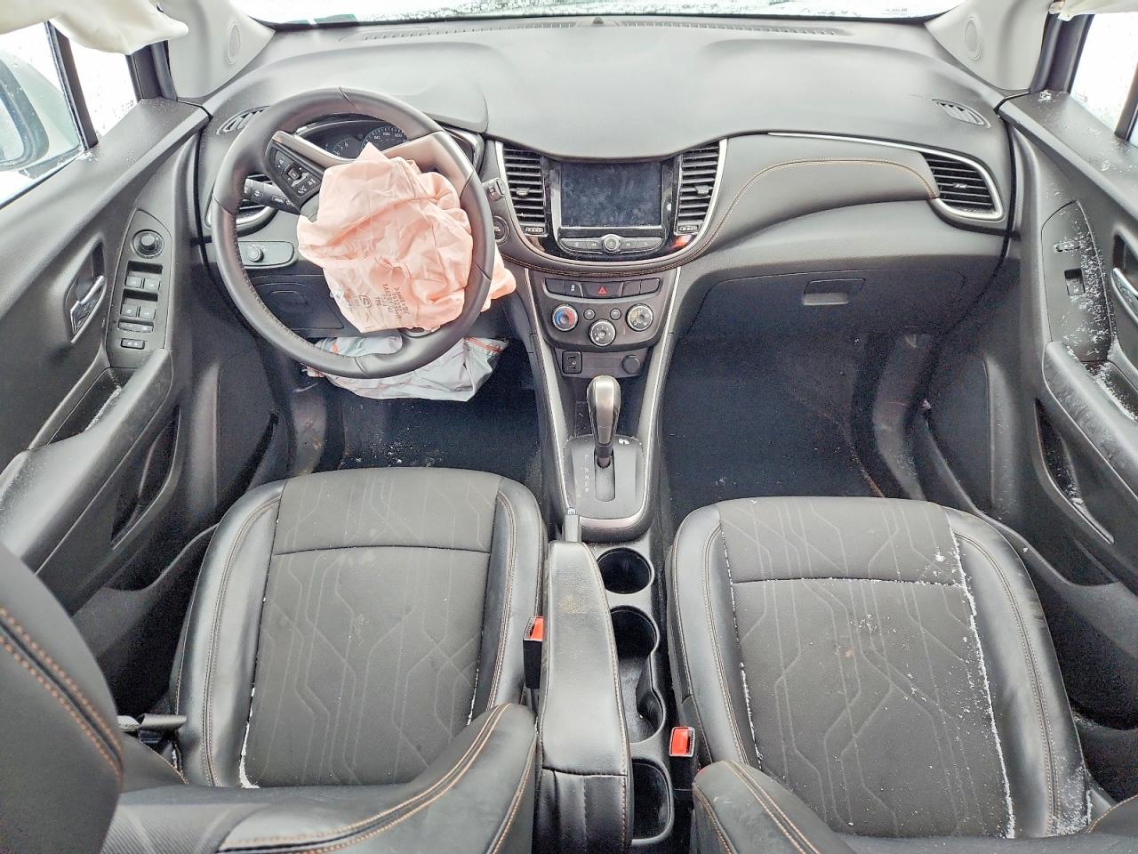 2022 CHEVROLET TRAX 1LT photo 8