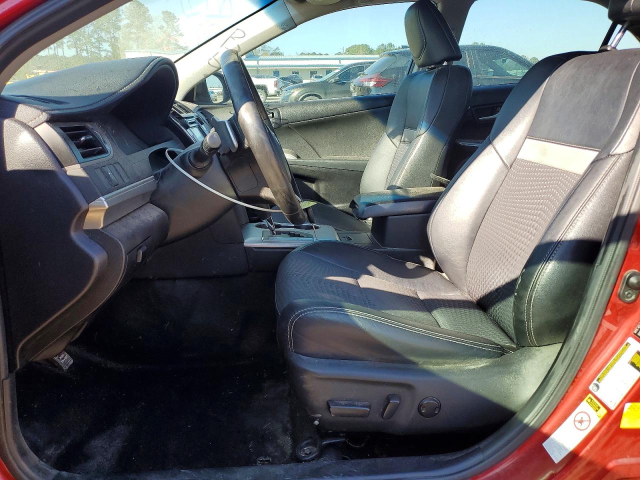 2013 TOYOTA CAMRY L photo 7