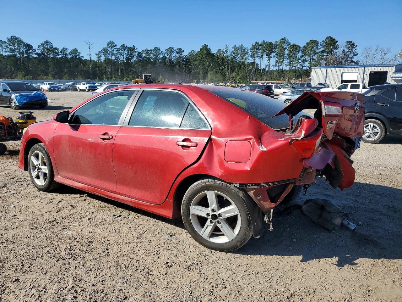 2013 TOYOTA CAMRY L photo 2