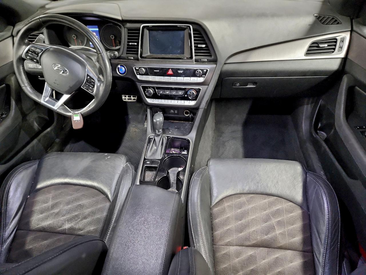 2018 HYUNDAI SONATA SPORT photo 8