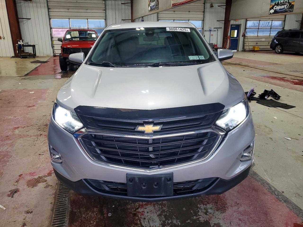 2020 CHEVROLET EQUINOX LT photo 5