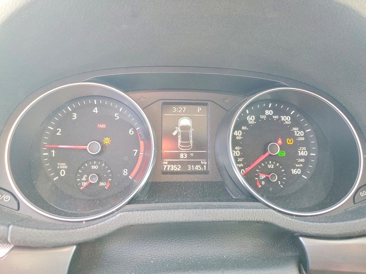 2017 VOLKSWAGEN PASSAT R-LINE photo 9