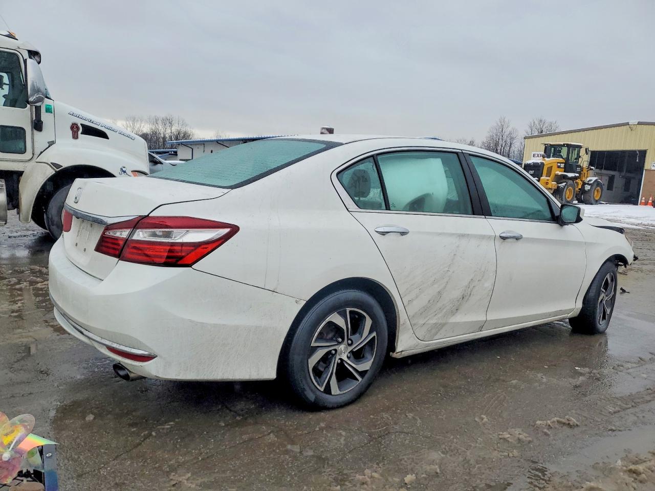2017 HONDA ACCORD LX photo 3