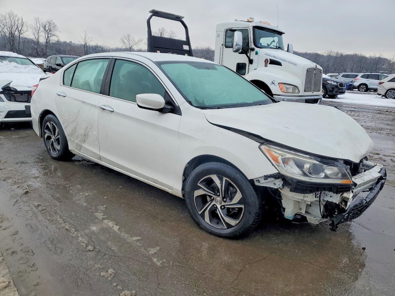 2017 HONDA ACCORD LX photo 4