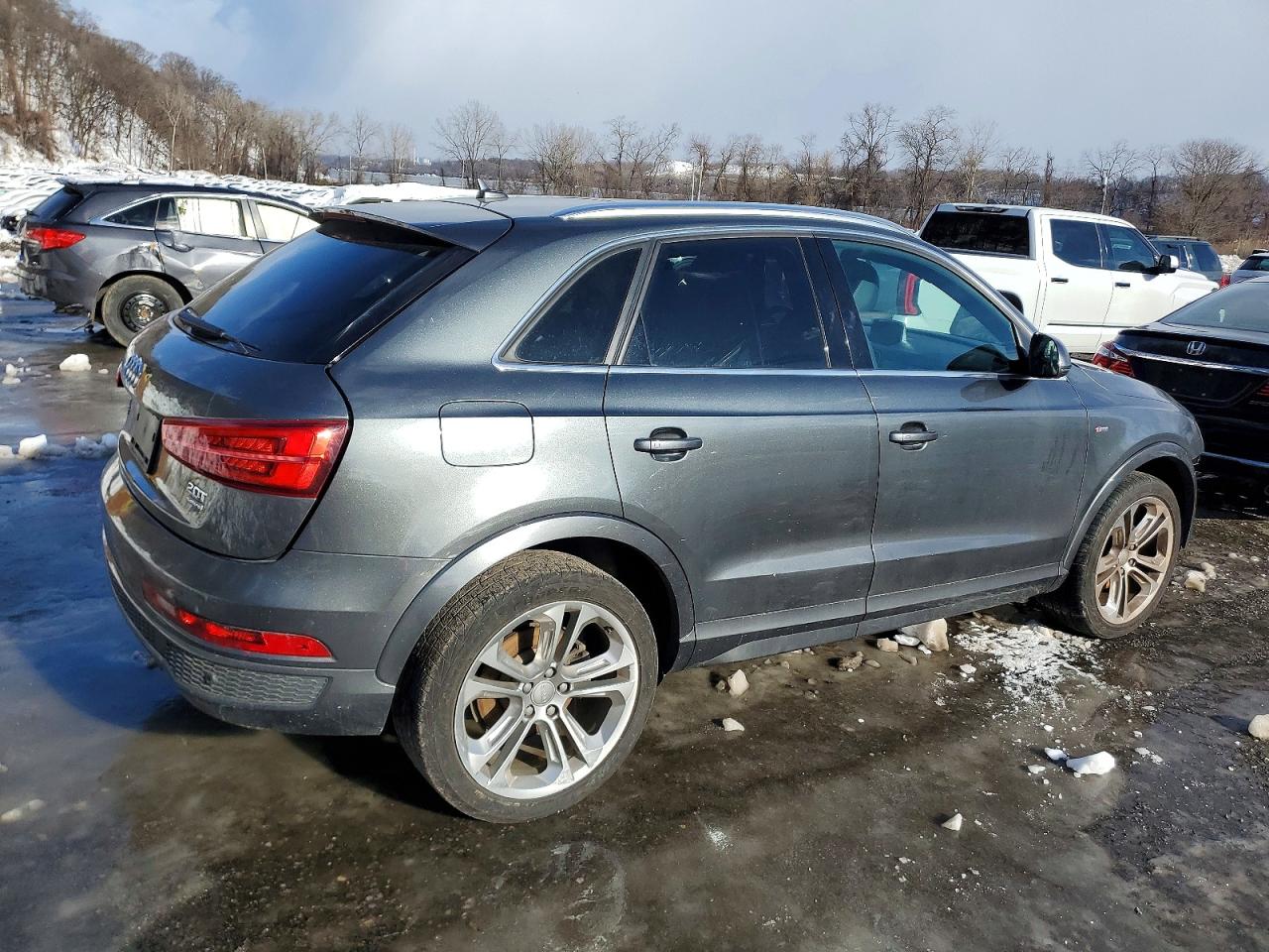 2018 AUDI Q3 PREMIUM PLUS photo 3