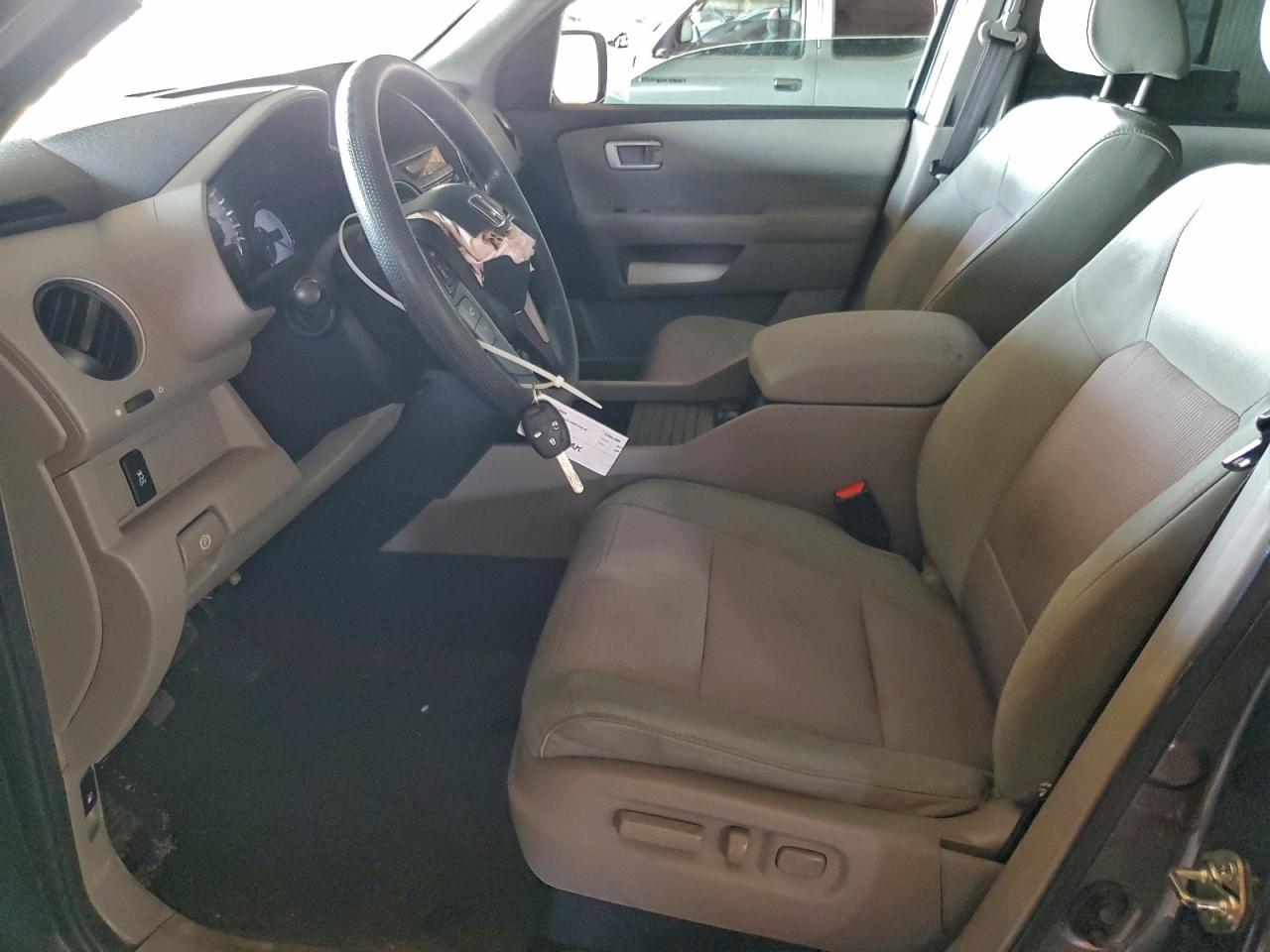 2015 HONDA PILOT SE photo 7