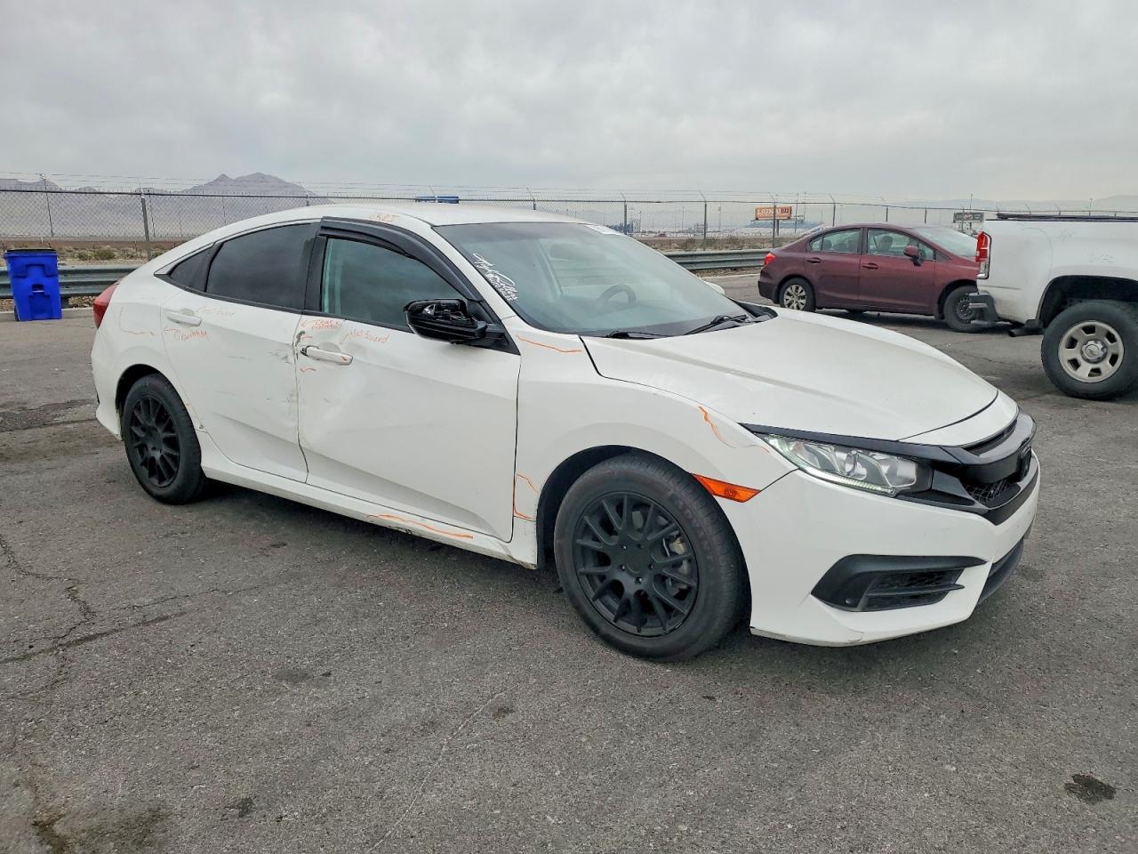2017 HONDA CIVIC photo 4