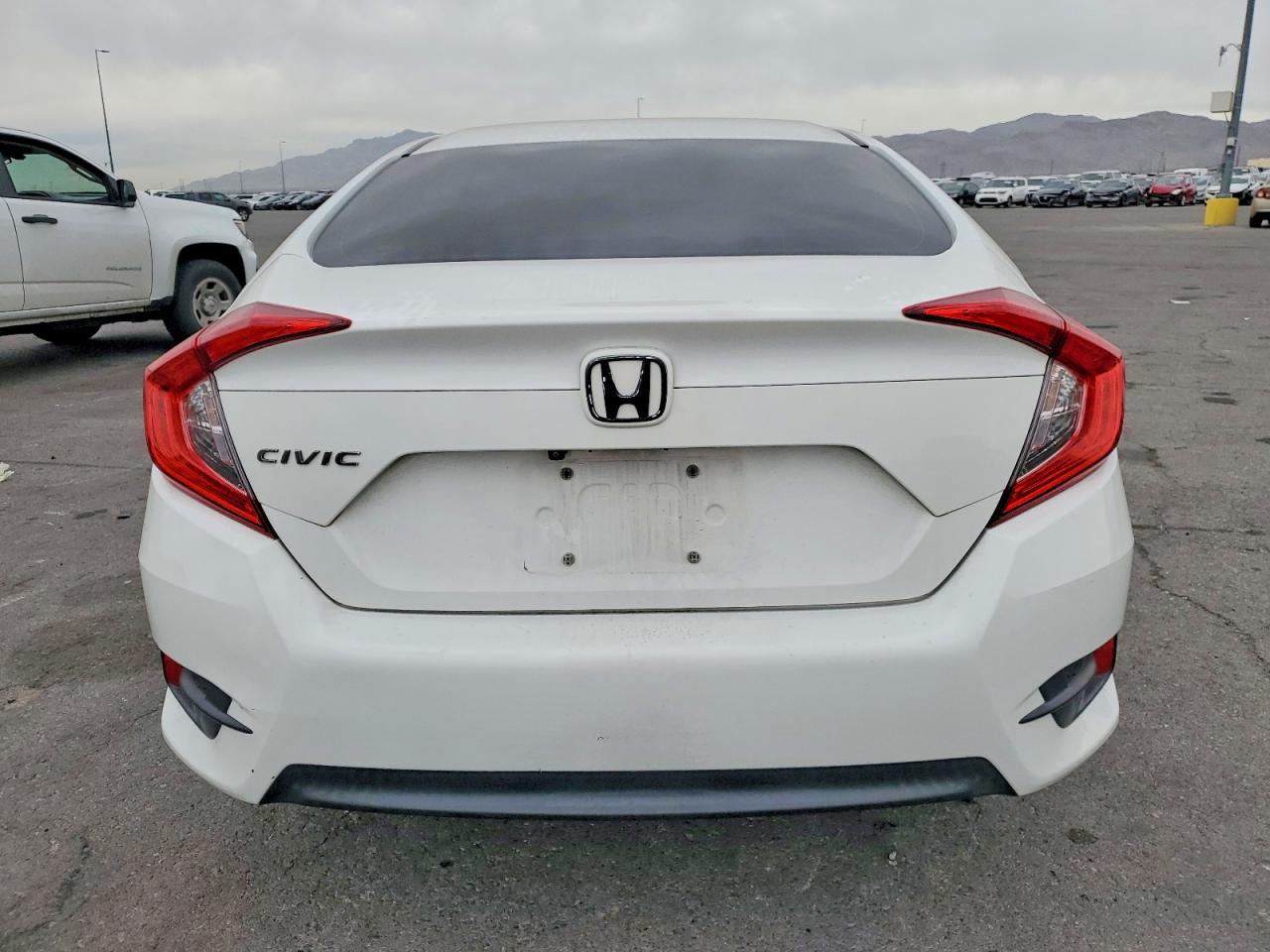 2017 HONDA CIVIC photo 6
