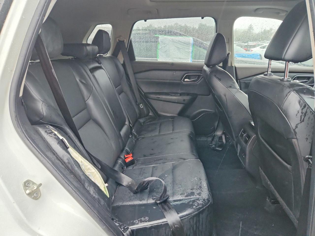 2021 NISSAN ROGUE SV photo 11