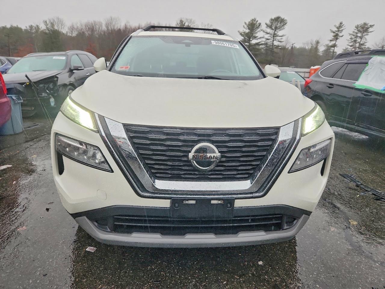 2021 NISSAN ROGUE SV photo 5