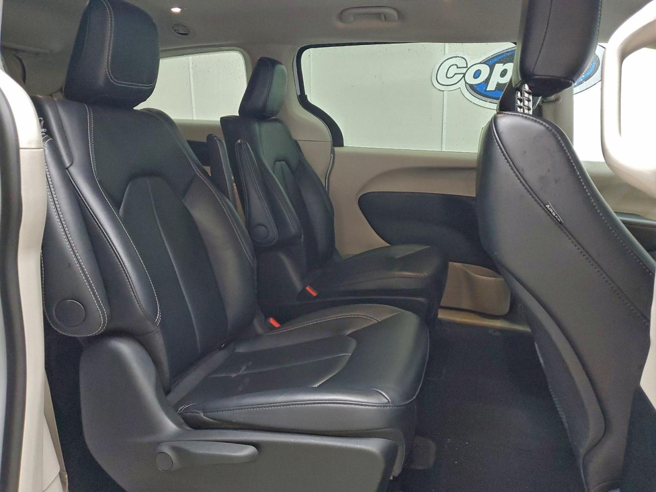 2024 CHRYSLER PACIFICA HYBRID SELECT photo 11