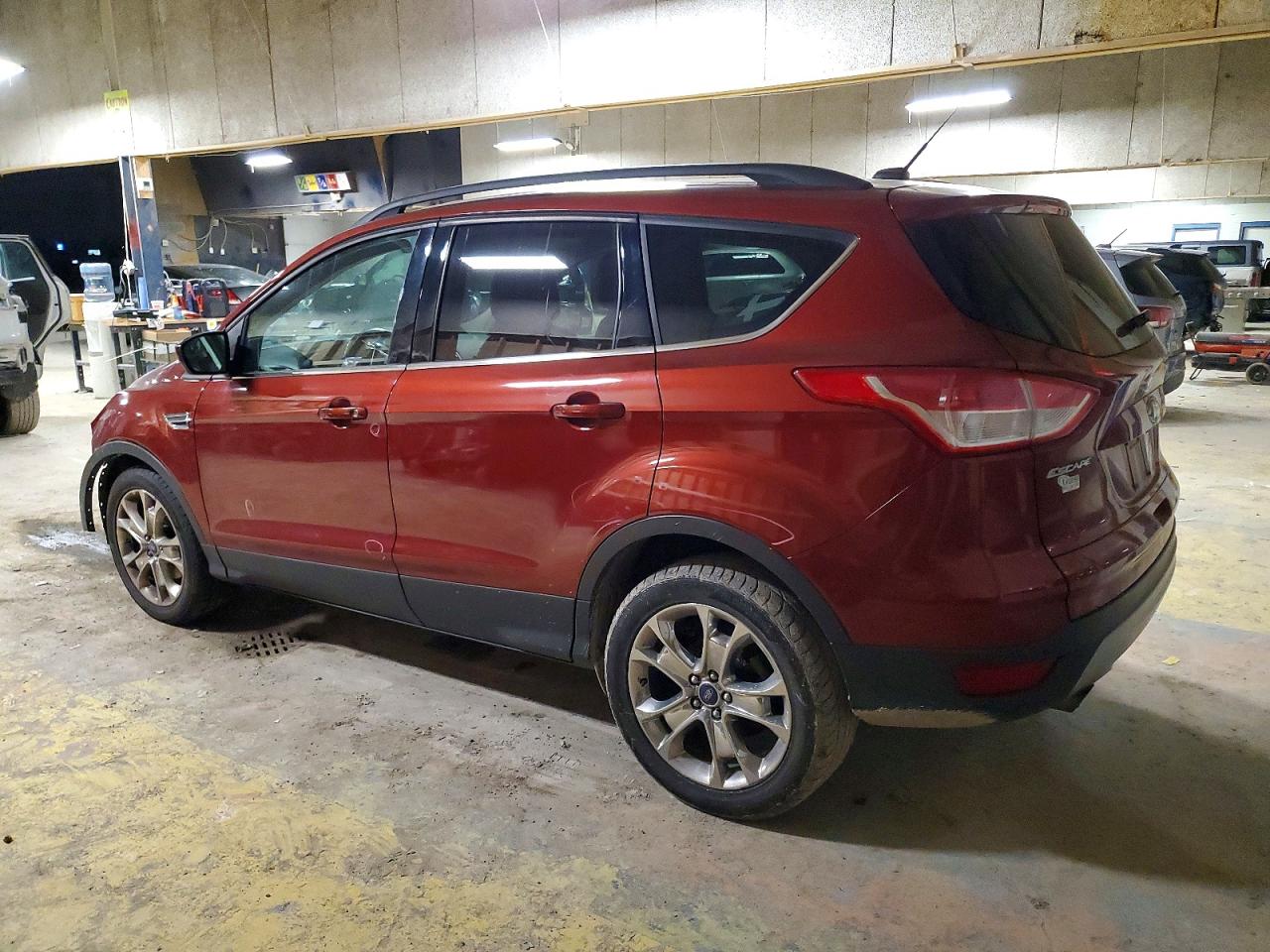 2014 FORD ESCAPE SE photo 2